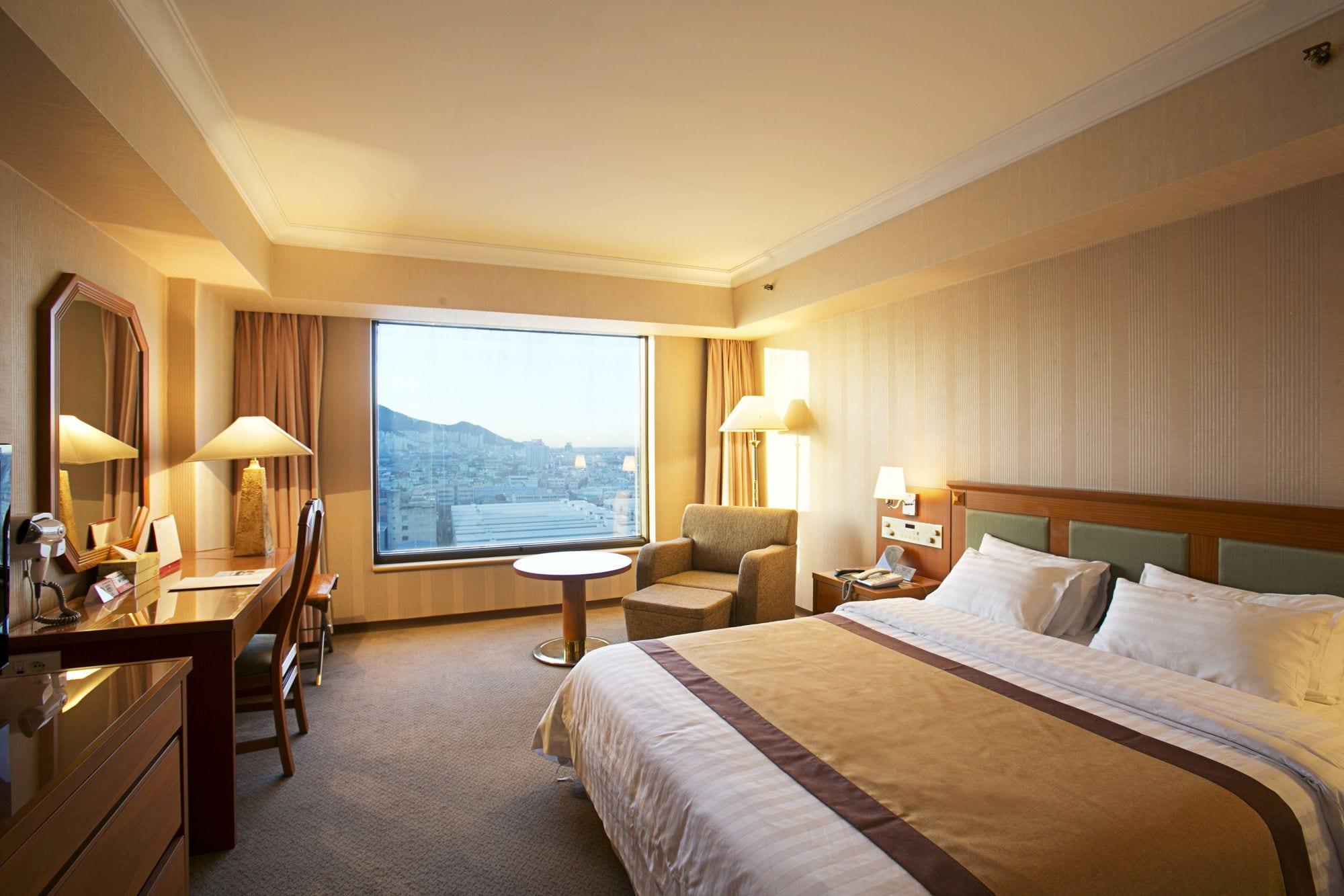 Hotel Paragon Busan Exteriör bild
